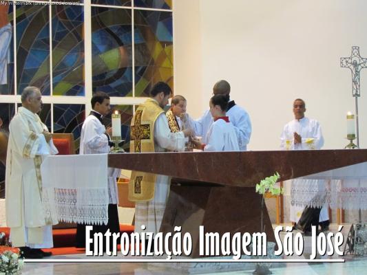 mini entronizacao sao jose wm